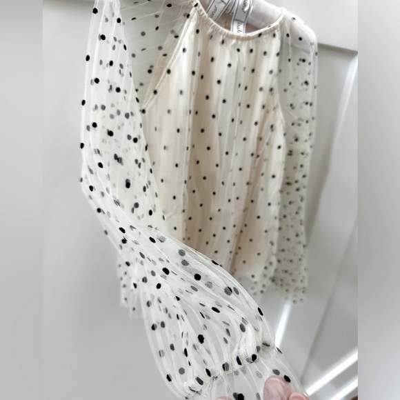 Cute polka dot top NWOT - Picture 4 of 5